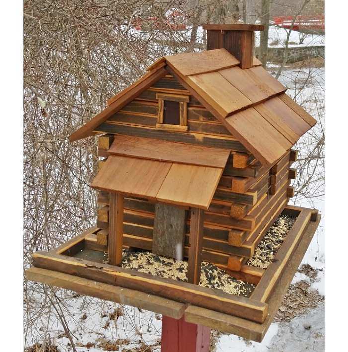 Valley Forge Feeder Large Natural Cedar